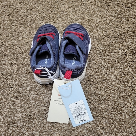 Toddler/baby boy size 5 Sneakers:) - Picture 2 of 4